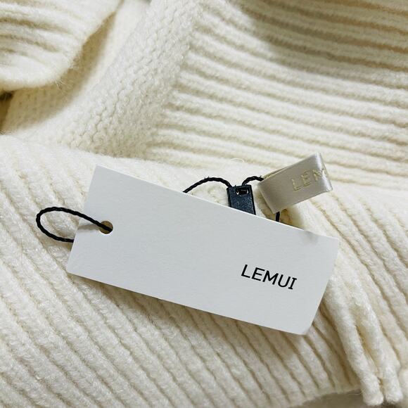 Lemui Korea Soft Wool Turtleneck Sweater Size M Ivory Relaxed Classic Fall NWT - Picture 8 of 9